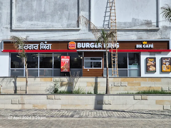 Burger King – Enjoy Flame-Grilled Goodness at Urban Village, Sector 23