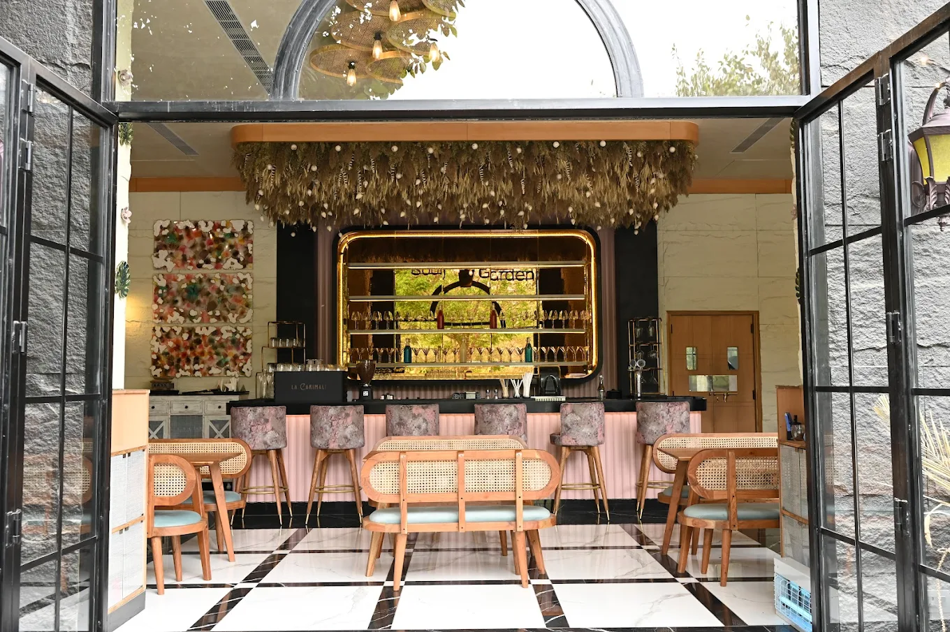 Cafe Soul Garden Sector 59