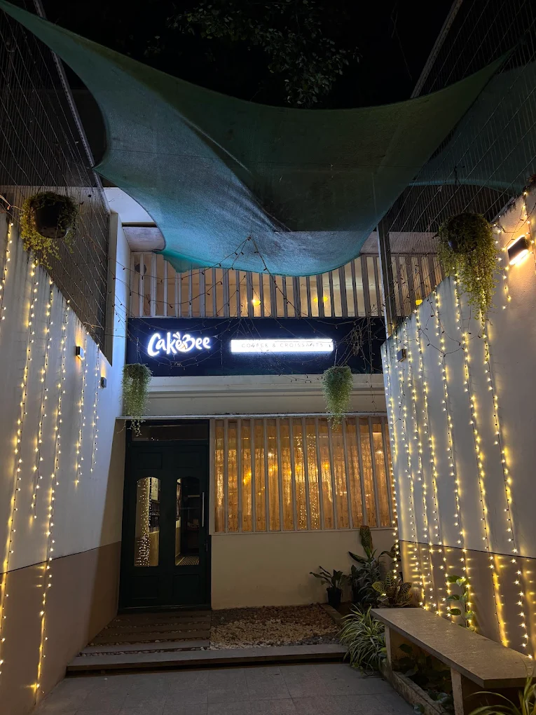 Cafe CakeBee – Premium Cakes, Pastries & Bakery Delights Across Tamil Nadu