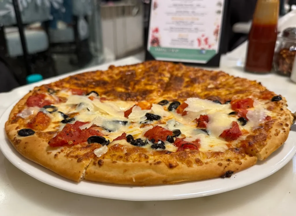 Pizza By The Bay – Best Pizza Experience on Marine Drive