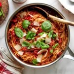 Easy One-Pot Tomato Pasta Recipe (20 Minutes, No Cream Needed)